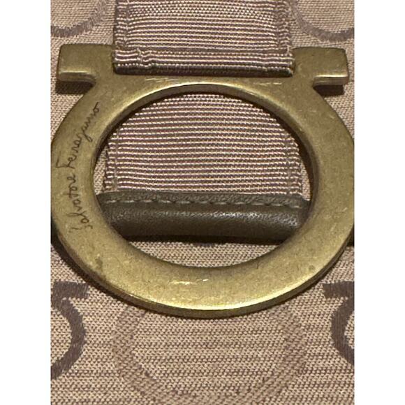 Salvatore Ferragamo Gancini Flap Adjustable Strap Shoulder Bag CoA - Picture 2 of 11